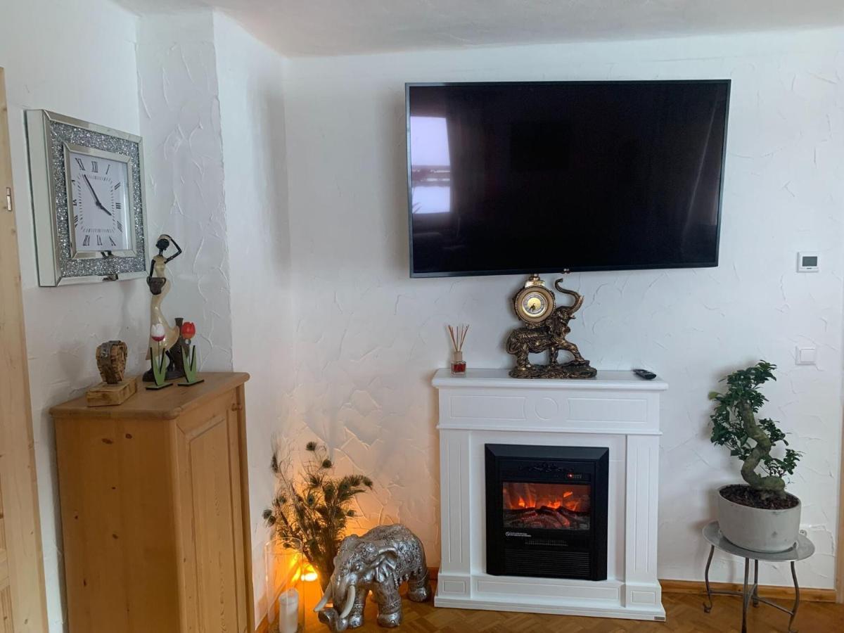 Large Detached Holiday Home In Muhr Экстерьер фото