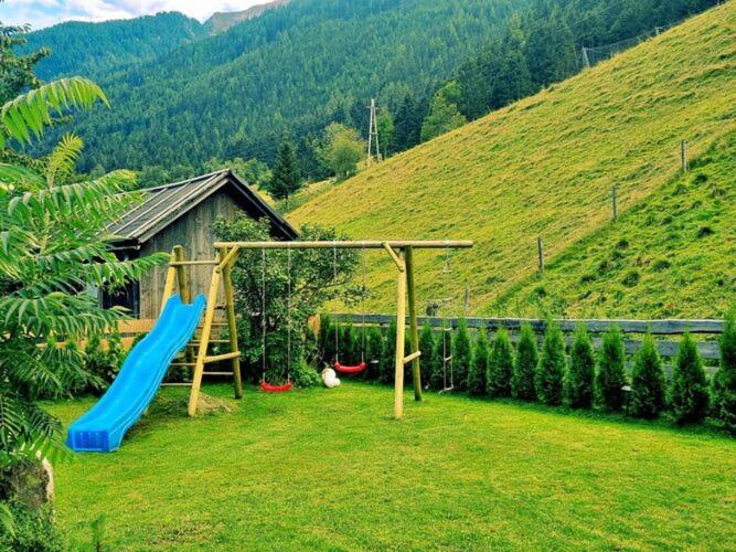 Large Detached Holiday Home In Muhr Экстерьер фото